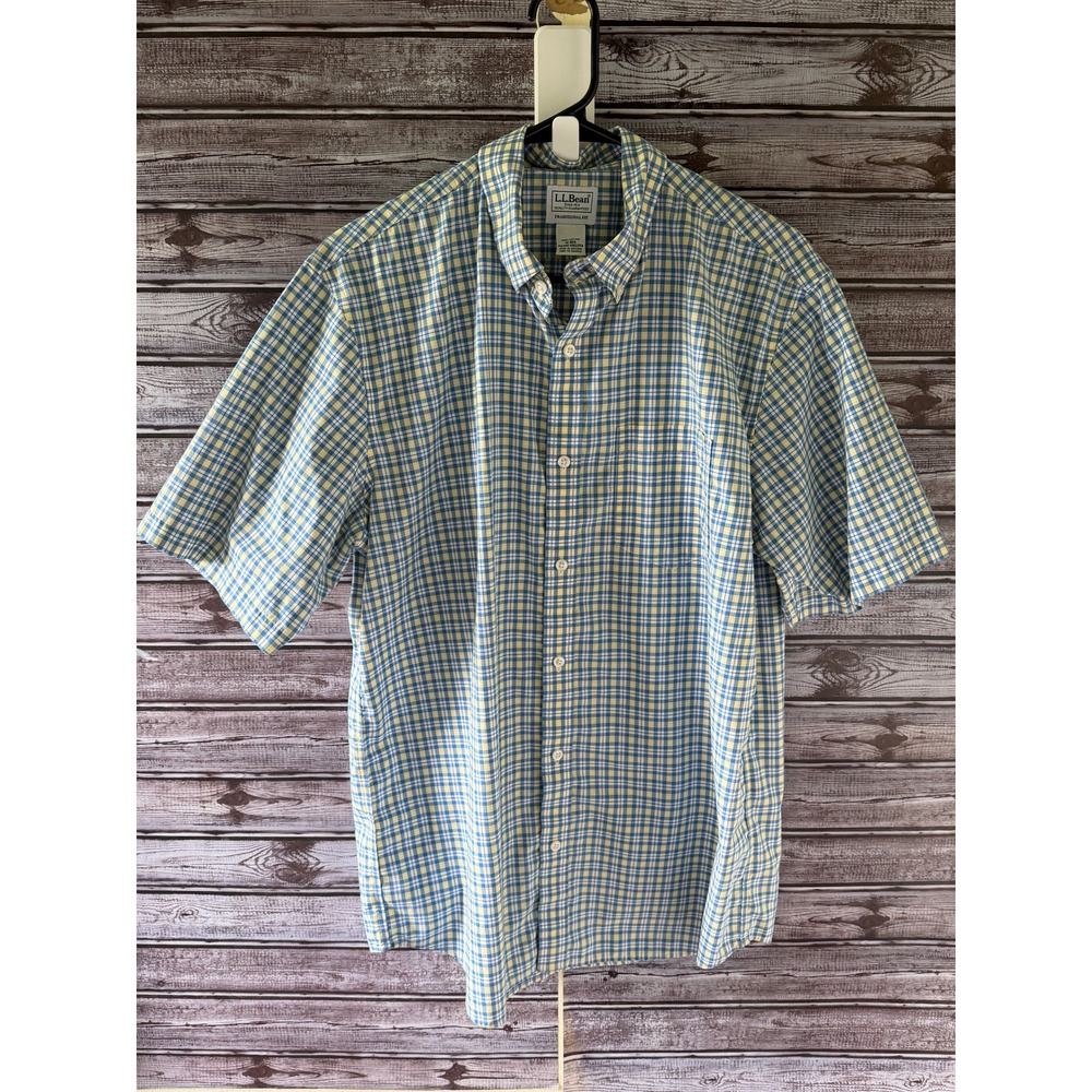 LL Bean Men's Short-Sleeved Button-Down Shirt Size M Blue Yellow White Plaid